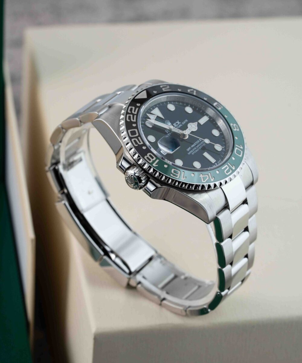 Rolex GMT Master Green/Black olyster chain