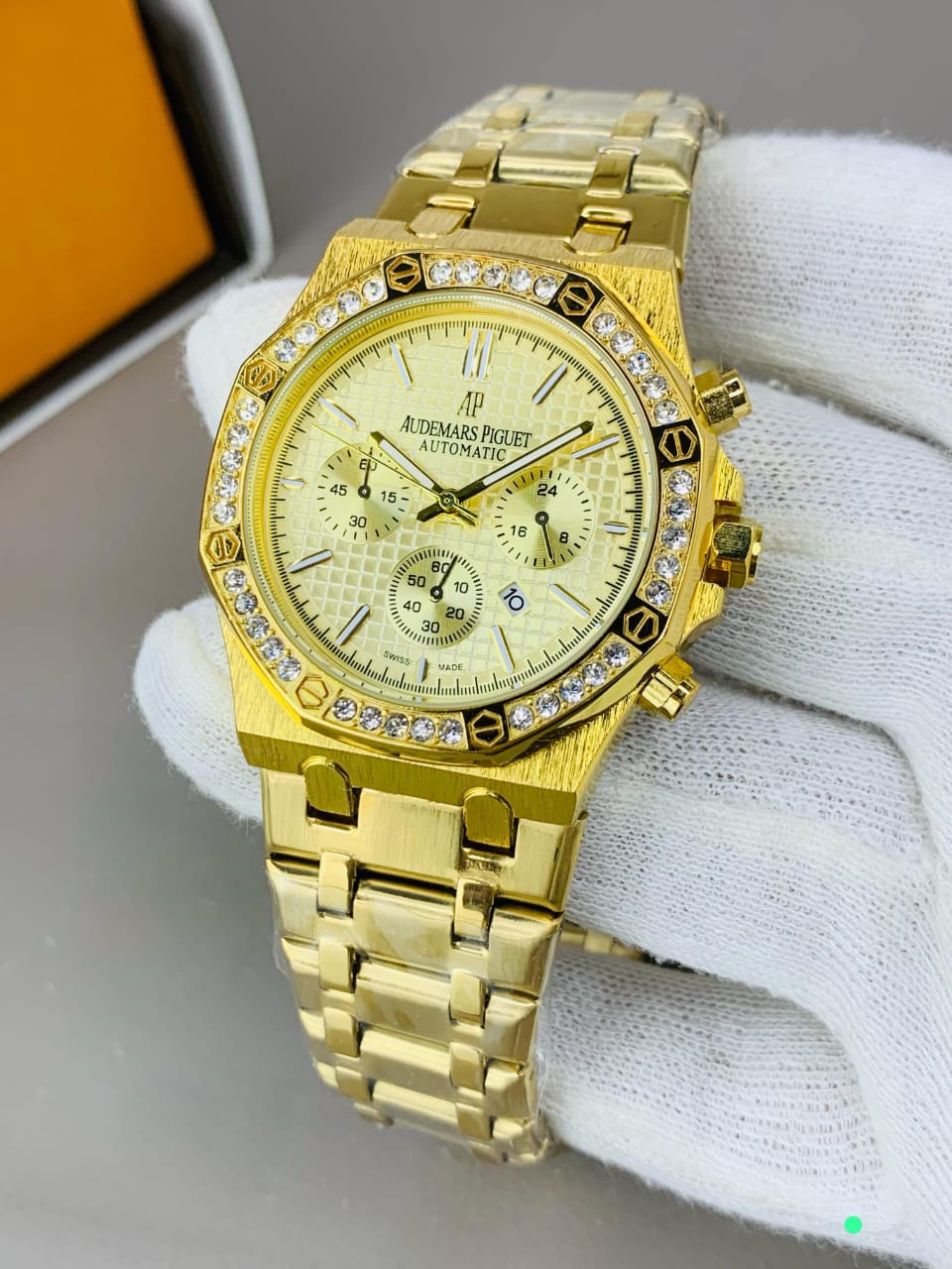 S.R.W AP DIAMONDS BAZEL