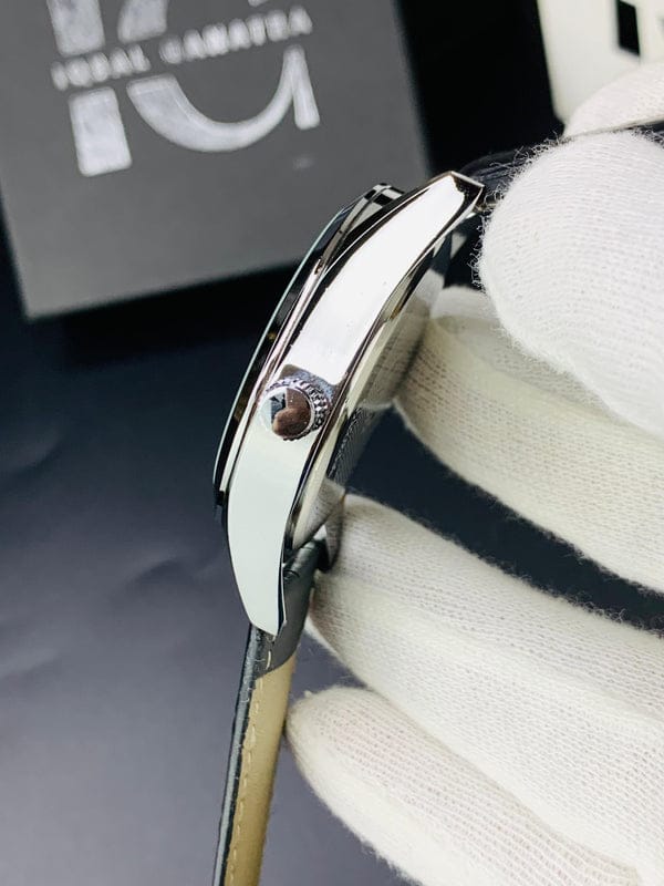 Tag Calibre 5 Watch With Day&Date (Black)