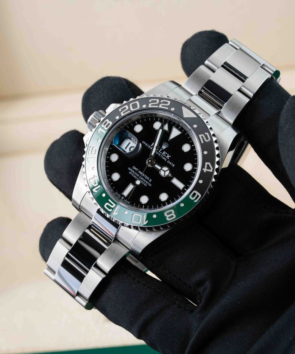 Rolex GMT Master Green/Black olyster chain